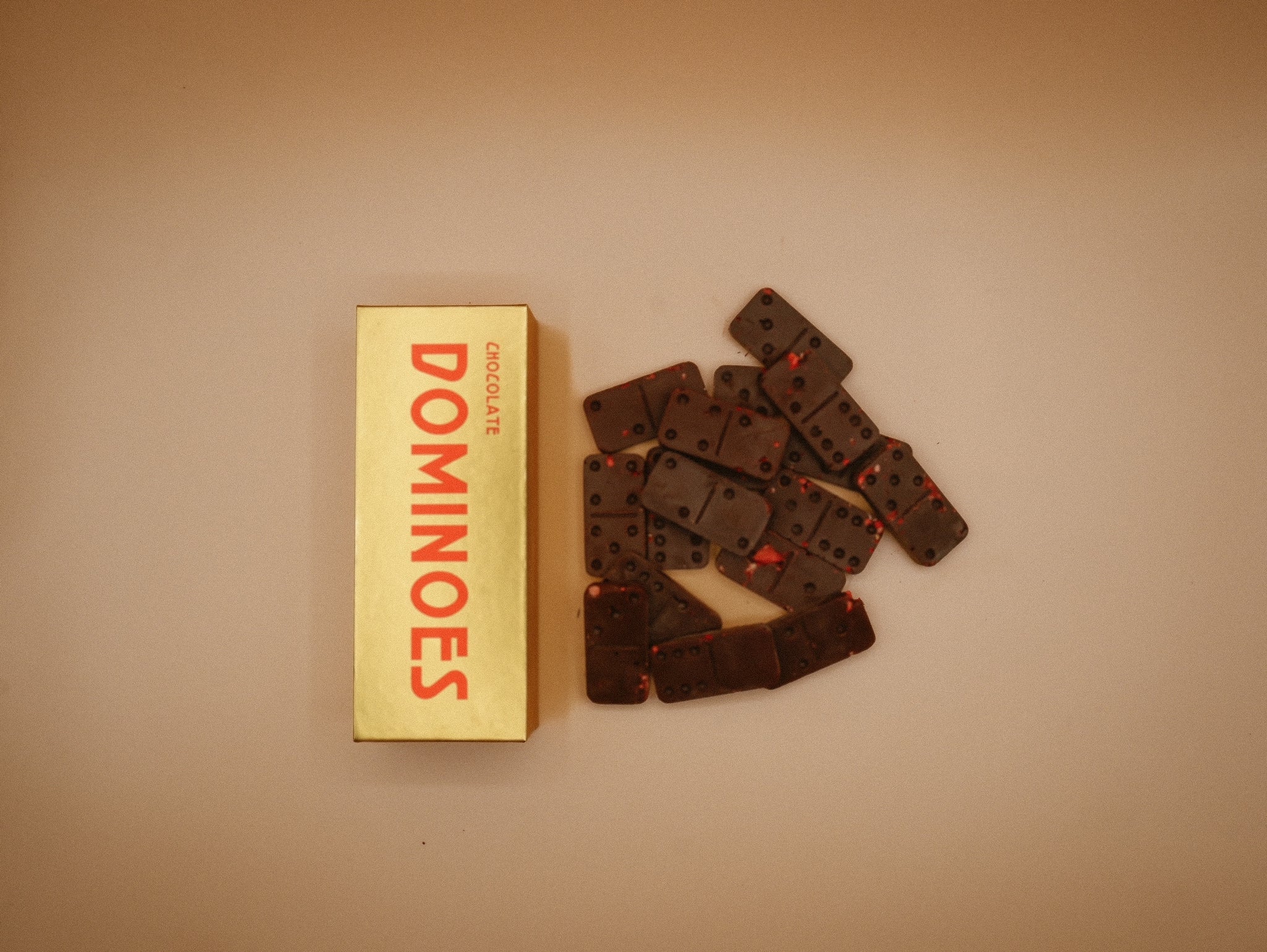 STRAWBERRY DOMINOES - LIMITED EDITION