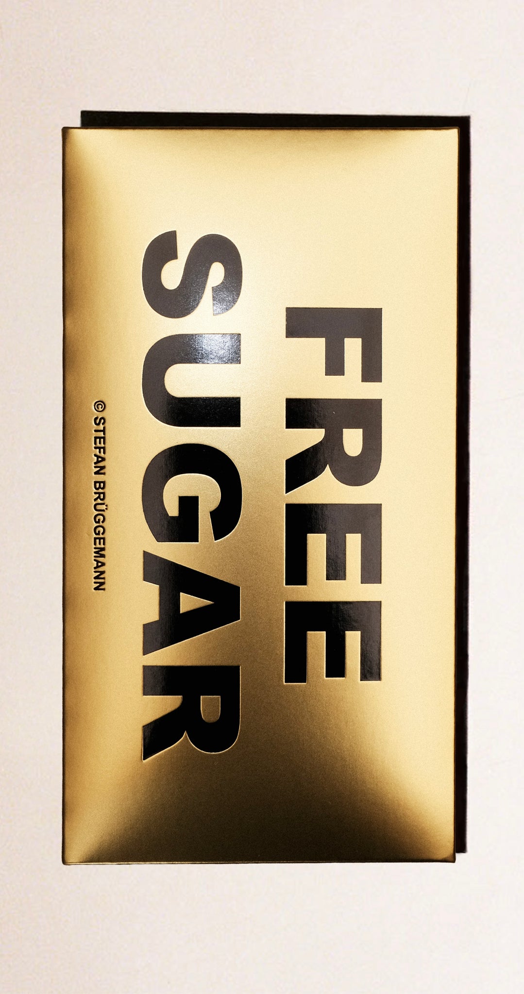 24K GOLD LEAF - STEFAN BRÜGGEMANN & NEWNEWNEW STUDIO